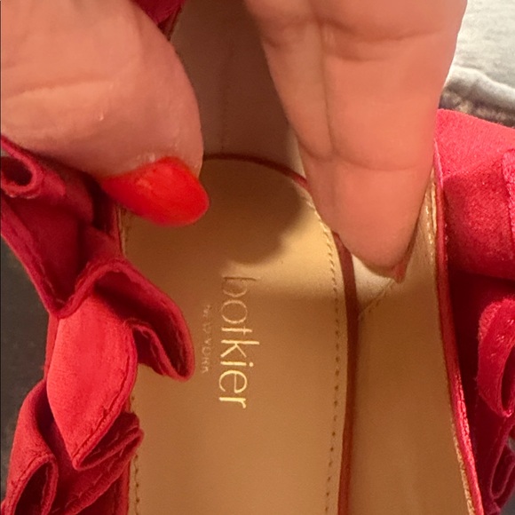 Botkier Red Ruffle Heels - Picture 6 of 6